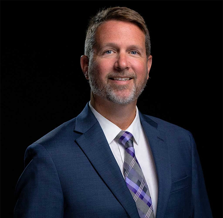 Dr Keith Darrow